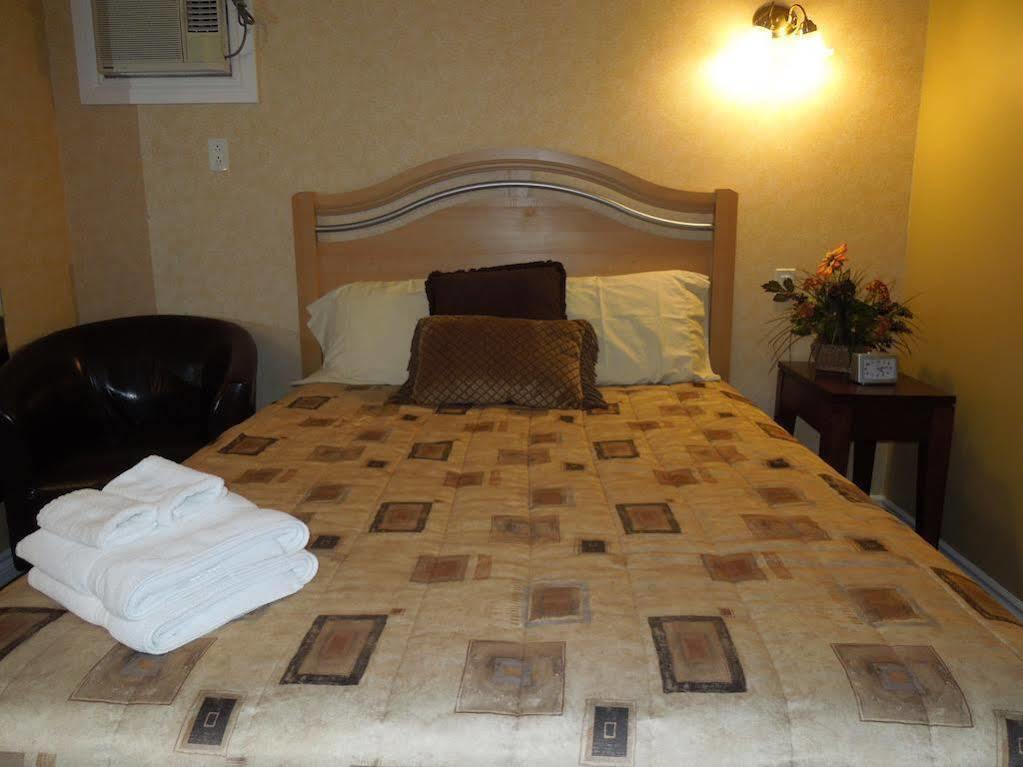 Motel Derfal Repentigny Extérieur photo